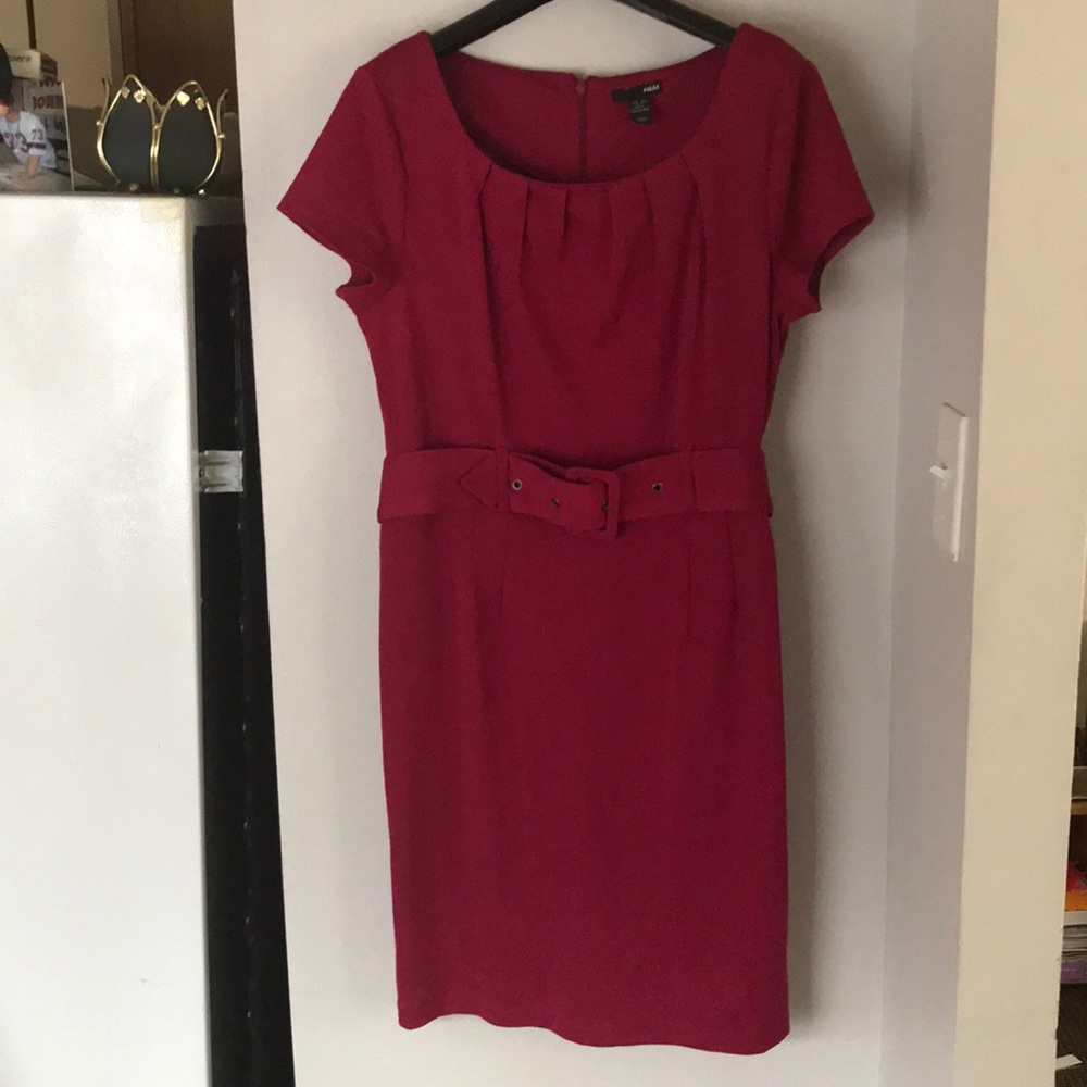 H&M Women’s Size 12 Fitted Burgundy Dress